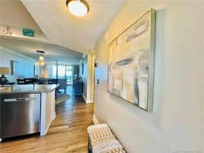 Building Photo - 7380 S Ocean Dr