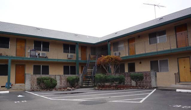 Continental Arms Apartments Apartments Roseville, CA