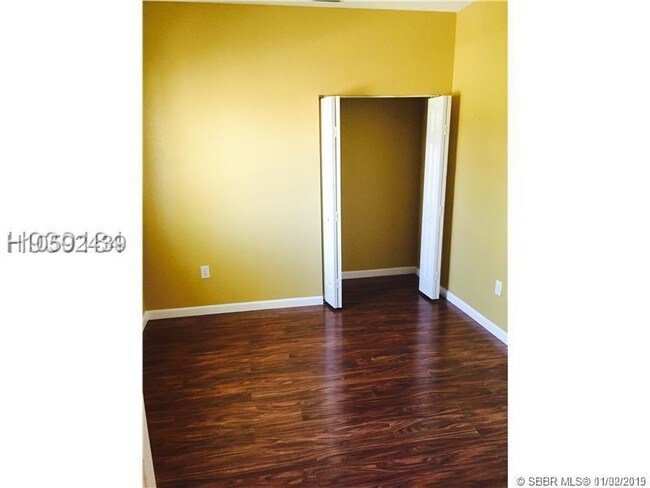 Foto del edificio - 8320 Santa Monica Ave