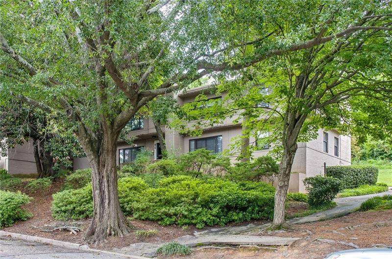 Primary Photo - 95 Ardmore Pl NW