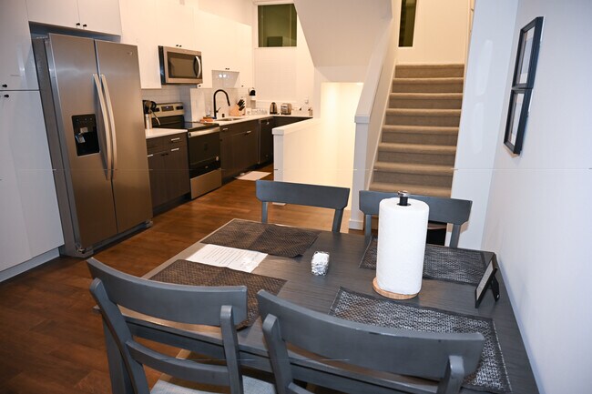 Foto del edificio - 2227 25th Ave S