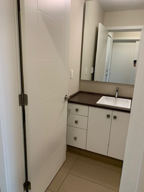 Building Photo - 45513-45513 Market Way