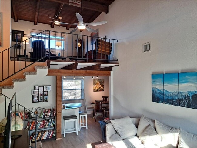 Building Photo - 743 E Oltorf St