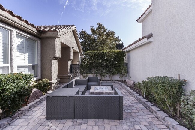 Building Photo - 1305 Elk River Cir