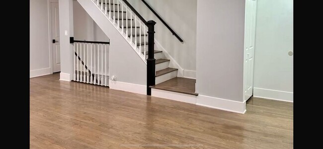 Foto del edificio - 6248 N Hoyne Ave