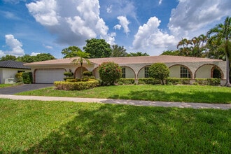 Building Photo - 6749 S Grande Dr