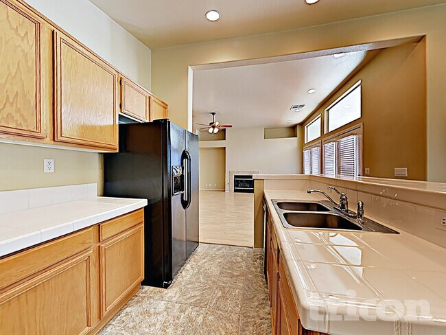 Foto del edificio - 1736 W Gentle Brook St