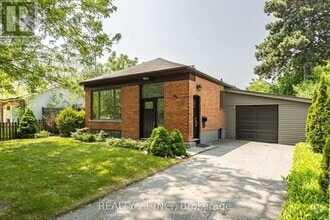 Building Photo - 44 Falaise Rd