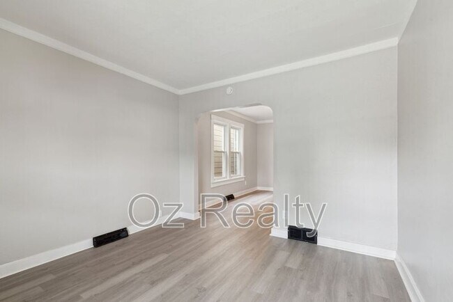 Foto del edificio - 223 E Weber St