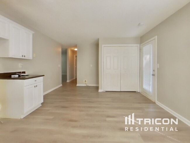 Foto del edificio - 7594 Stonebush Way