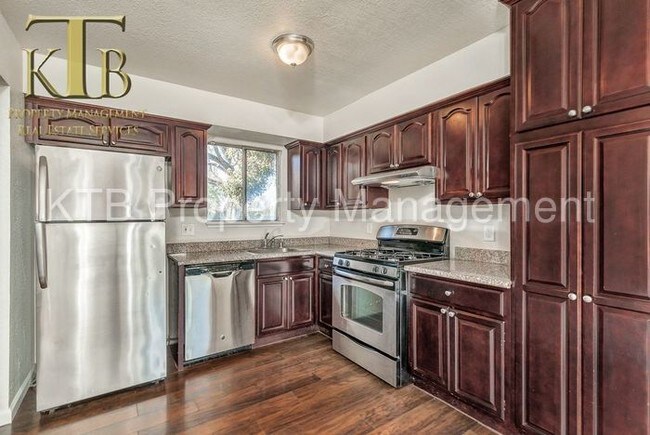 Foto del edificio - 10258 Mills Station Rd