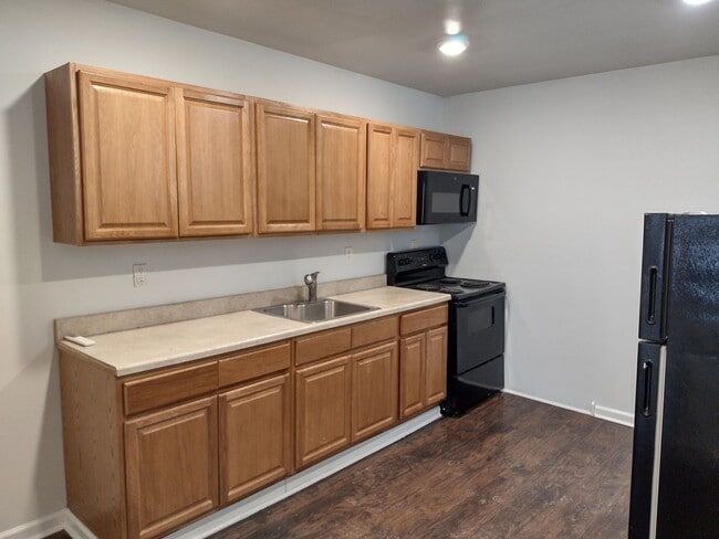 Photo - Renovated 3bd/ 1bth home in Northeast Philly!