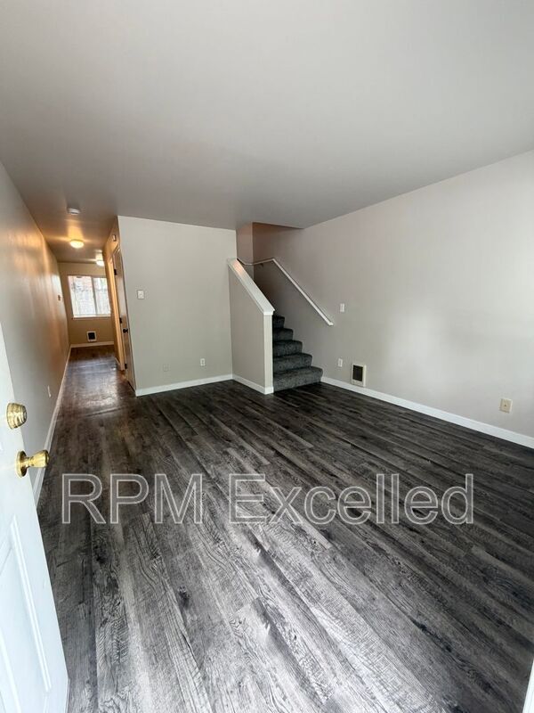 Foto del edificio - 630 M St NE