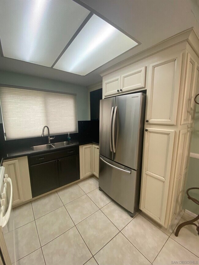 9840 Shirley Gardens Dr Unit 5, Santee, CA 92071 Condo for Rent in