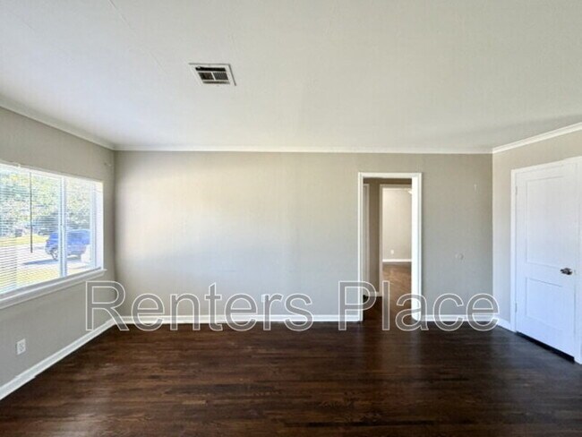 Foto del edificio - 1428 E 52nd St