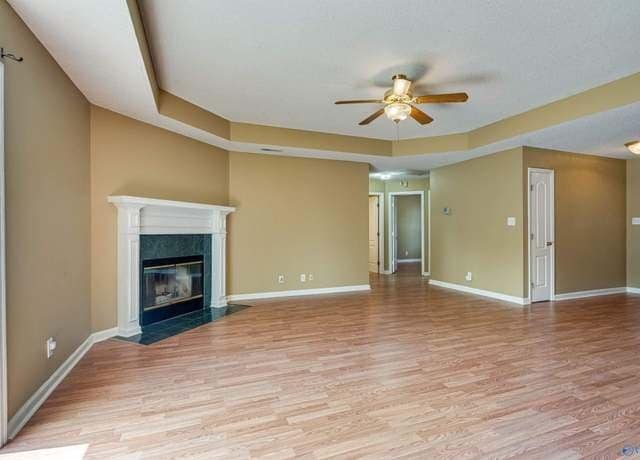 Building Photo - 206 Maddux Ct