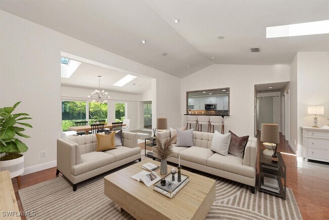 Foto del edificio - 2252 Royal Ln