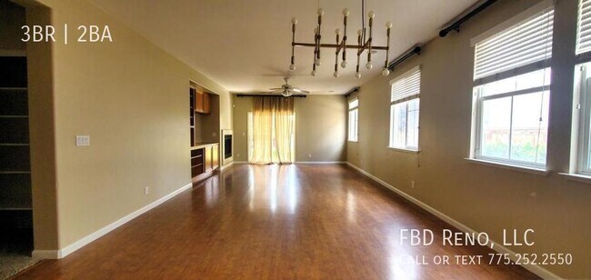 Foto del edificio - 6545 Geranium Way