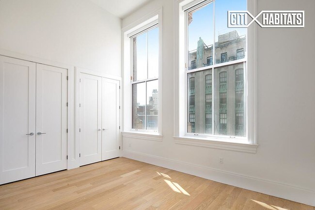 Building Photo - 248 Duffield St