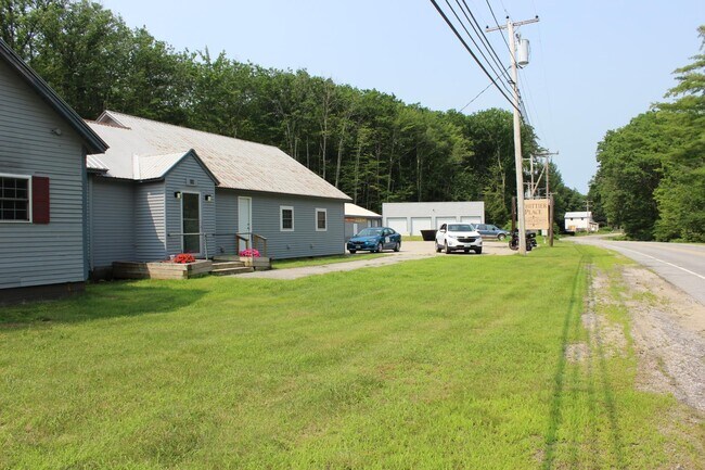 Building Photo - 166 Whittier Rd