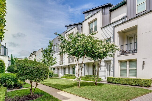 Building Photo - 4211 Rawlins St