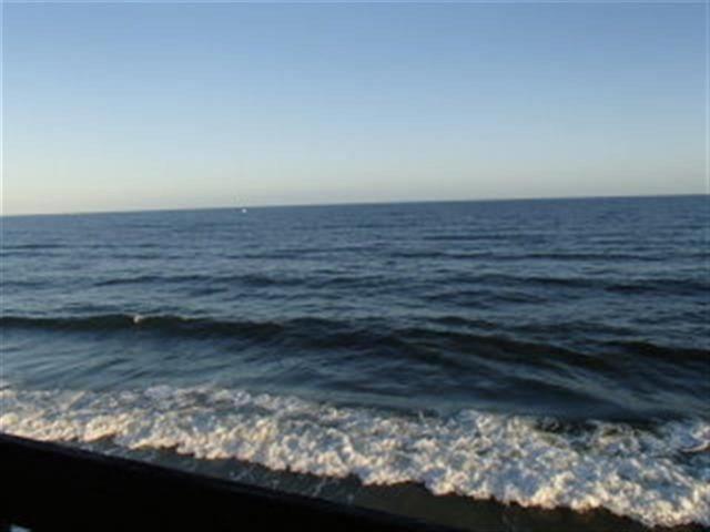 Foto del edificio - Ocean Front! Every day is a great day at the beach!!
