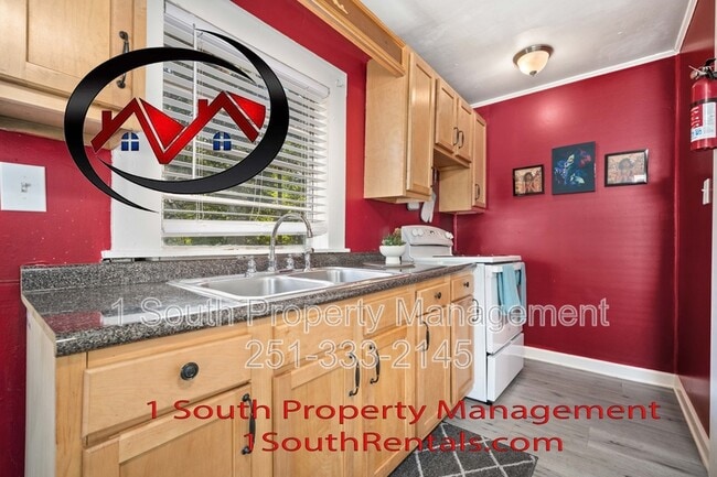 Foto del edificio - 660 Summerville St