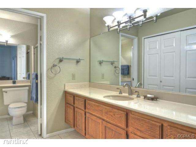 Building Photo - 1 br, 1 bath Condo - 3730 S Bear St