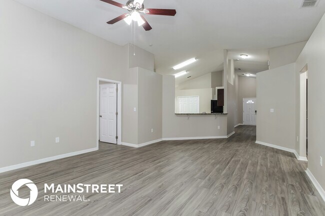 Foto del edificio - 1714 Putney Cir