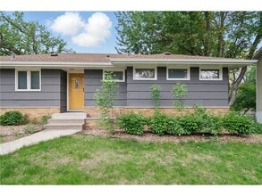 Building Photo - 4212 Princeton Ave