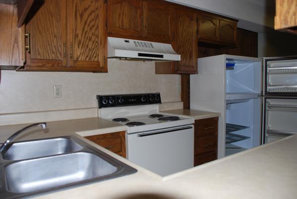 Building Photo - 440 E Santa Fe Dr