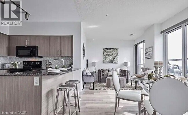 Photo du bâtiment - 80 Esther Lorrie Dr