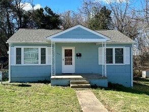 Building Photo - 409 Park Ave