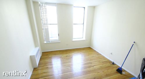 Building Photo - 943 Amsterdam Ave