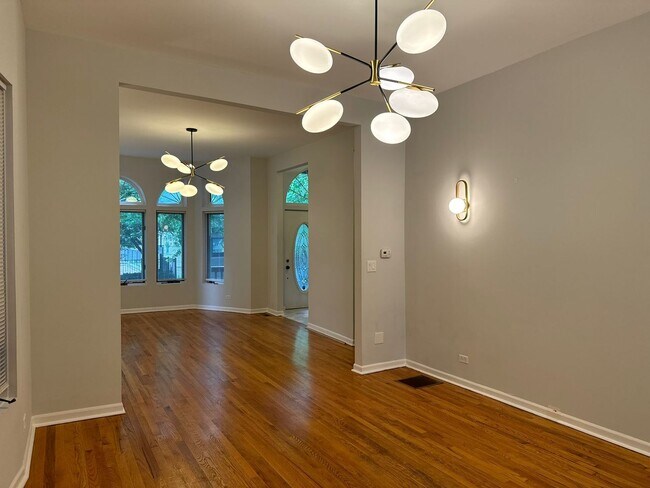 Foto del edificio - 923 W Fletcher St