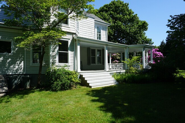 Building Photo - 12395 Main Rd