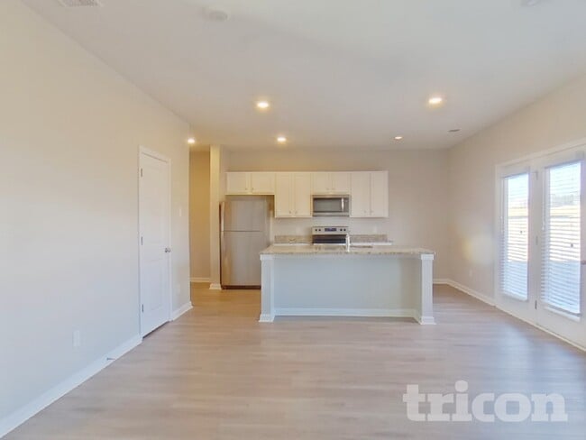 Building Photo - 158 Fresh Laurel Ln