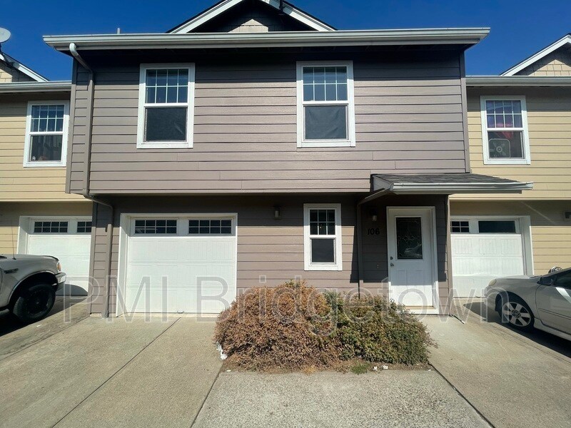 Primary Photo - 3450 Hawthorne Ave NE