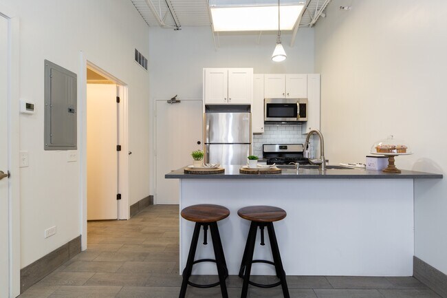 Foto del edificio - 460 Coventry Ln