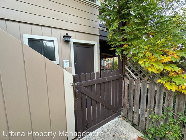 Building Photo - Studio, 1 bath House - 7180 Evan Avenue, S...