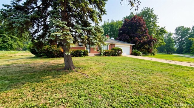 Foto del edificio - 38803 Ecorse Rd