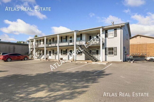 Foto del edificio - 901 S Taft Hill Rd