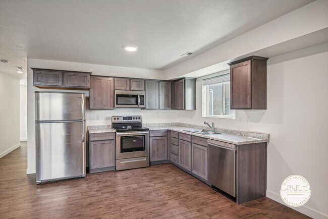 Foto del edificio - Modern 2-Story Townhomes in Eagle Mountain...