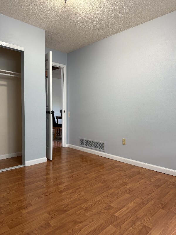 Foto del edificio - 3513 W 102nd Pl