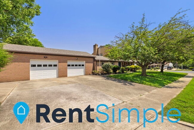 Building Photo - 10700 Marlborough Rd