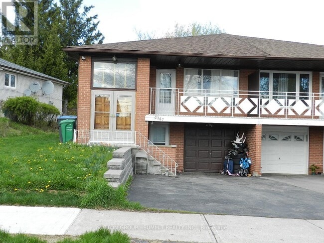 Building Photo - 3367 Verhoeven Dr