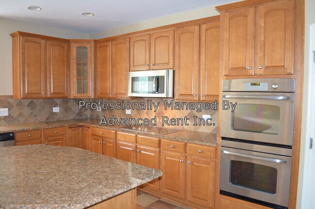 Building Photo - 4317 Jordan Way