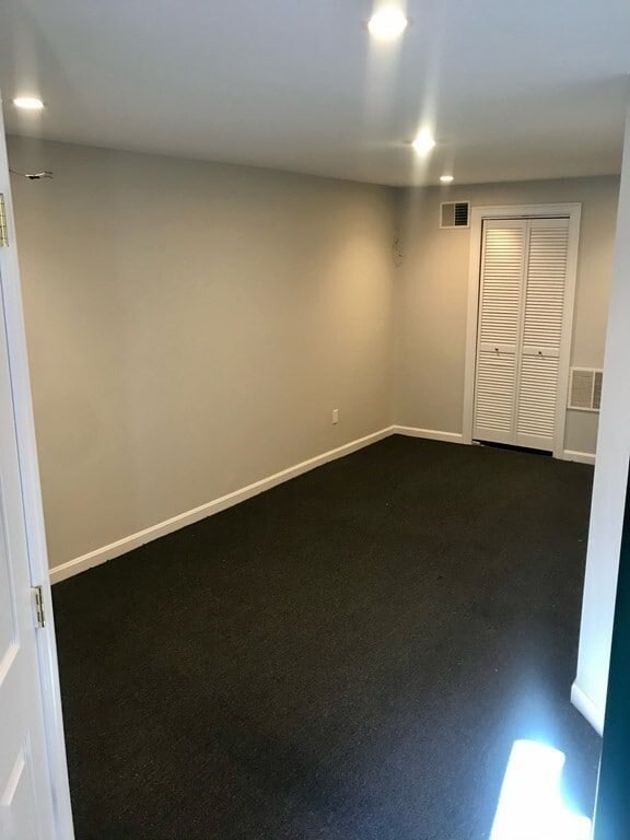 Building Photo - 4 Colebrook St