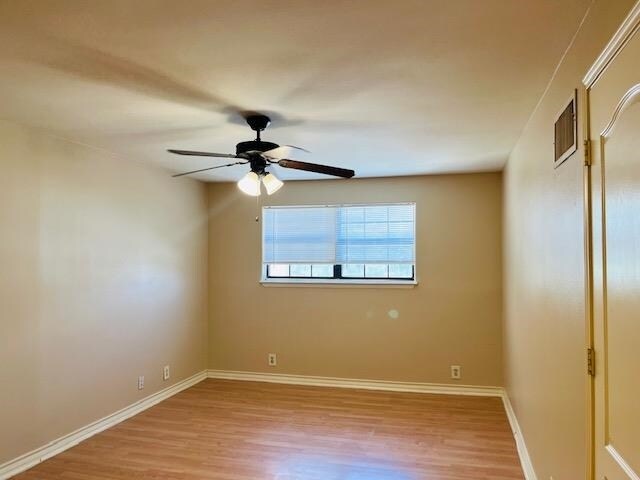 Foto del edificio - 5308 Cypress Dr