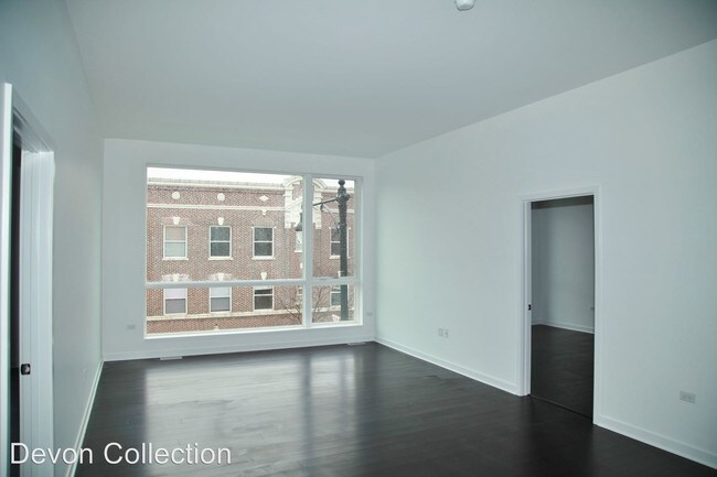 Building Photo - 6354 N Lakewood Ave